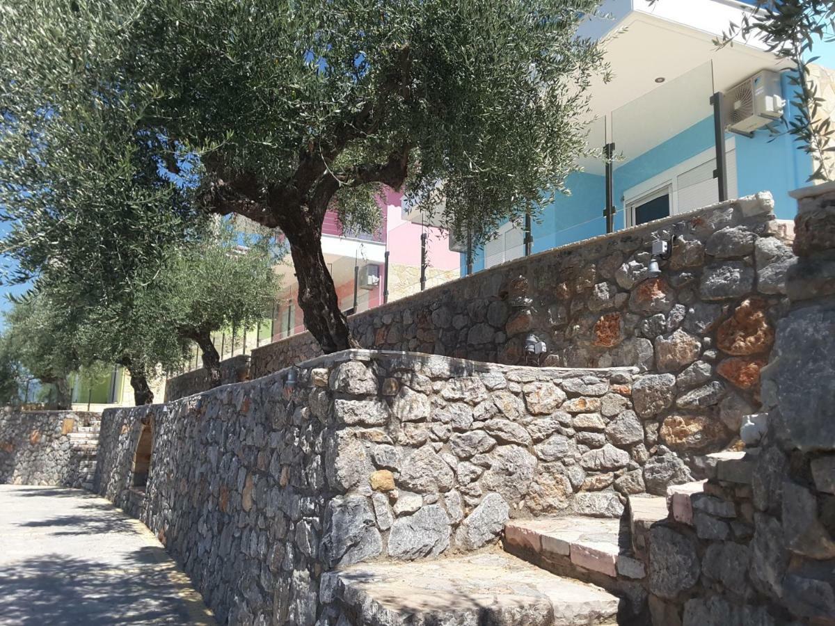 Shiraz Villas Kalamata Bagian luar foto
