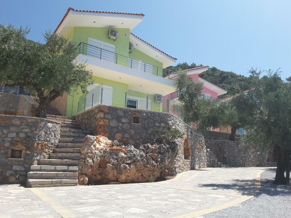 Shiraz Villas Kalamata Bagian luar foto